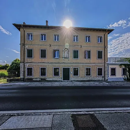 Silvestri Apartment *