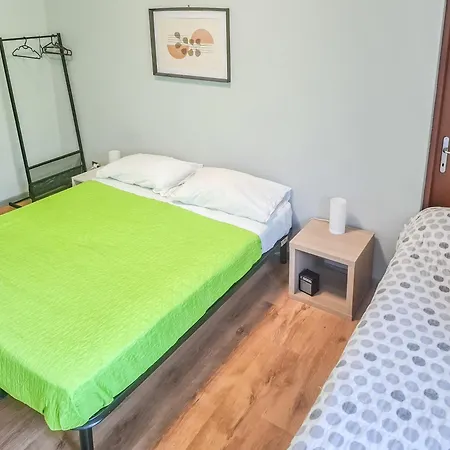 Silvestri Apartment Reana Del Rojale